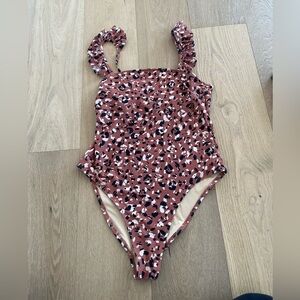 Women’s - Ruffled One-Piece Swimsuit
